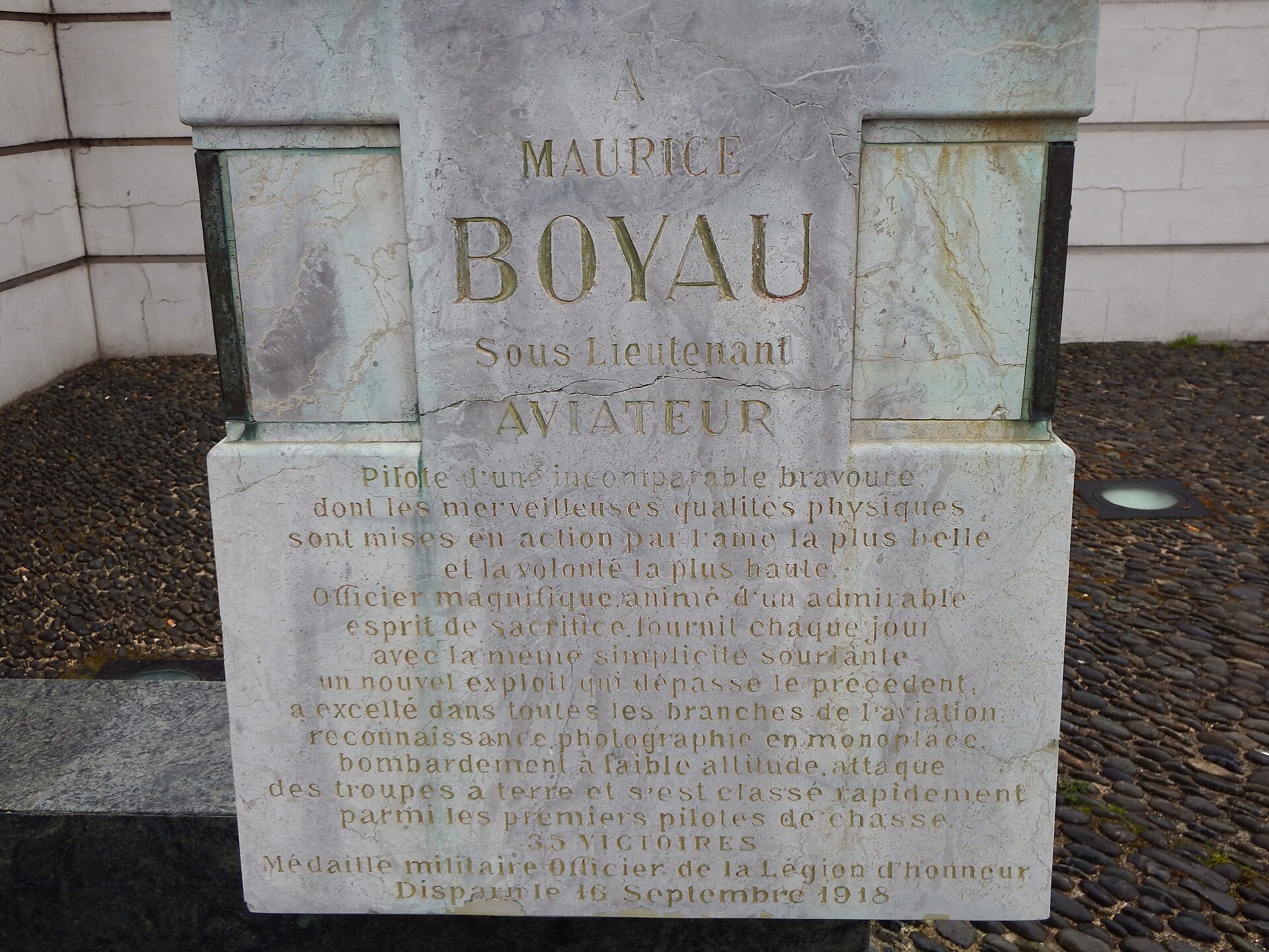 Commemorative stele of Maurice Boyau statue, outside the stadium Maurice Boyau of Dax.