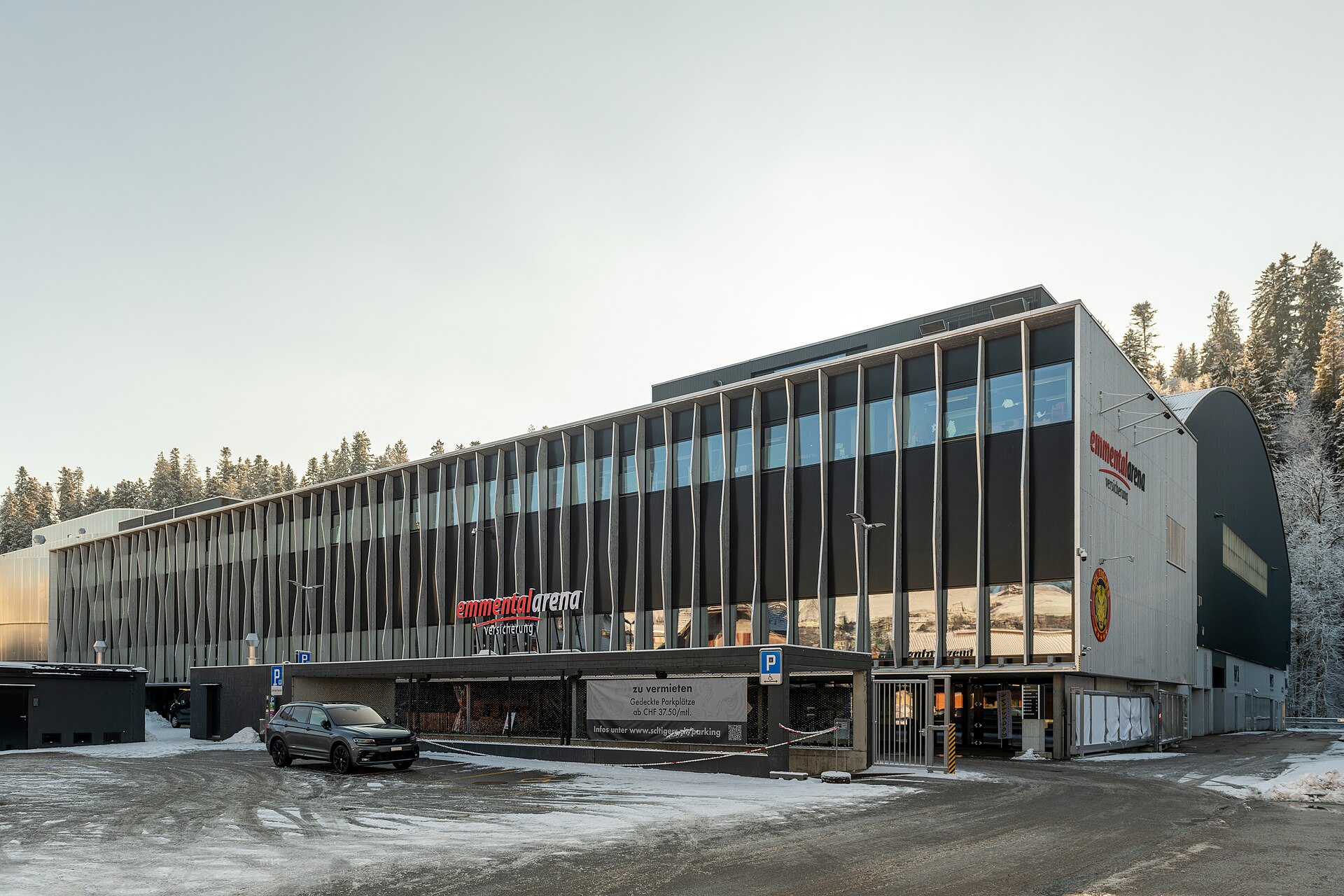 Ilfishalle (officially ‘emmental versicherung arena’): Exterior view