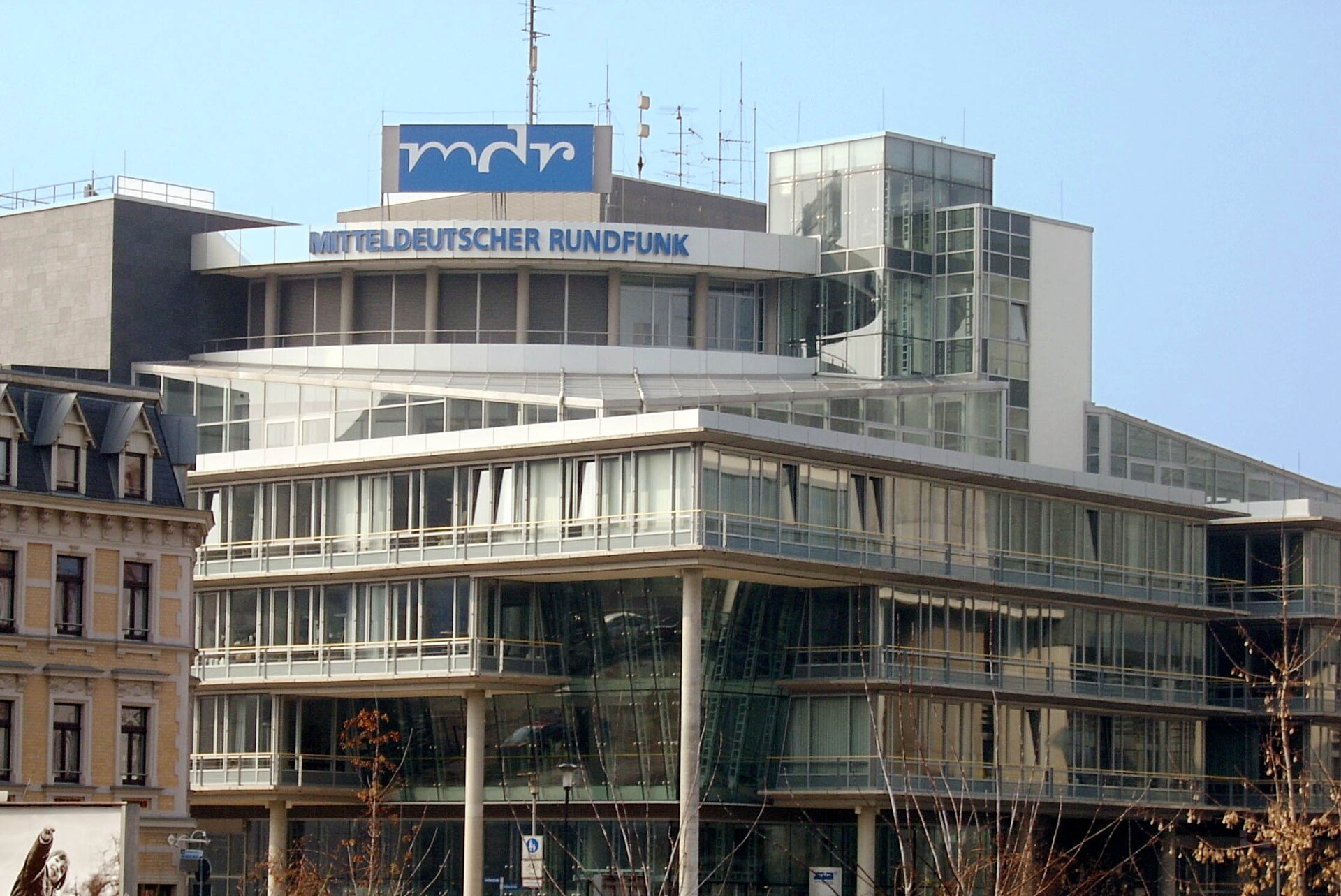 Hörfunkzentrale des MDR in Halle (Saale) . Gebäudeentwurf (Architekt): Novotny Mähner Assoziierte