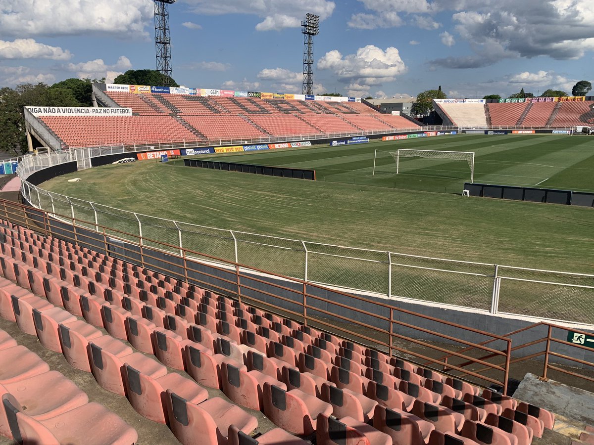 Imagem do Estádio Doutor Novelli Junior Filho