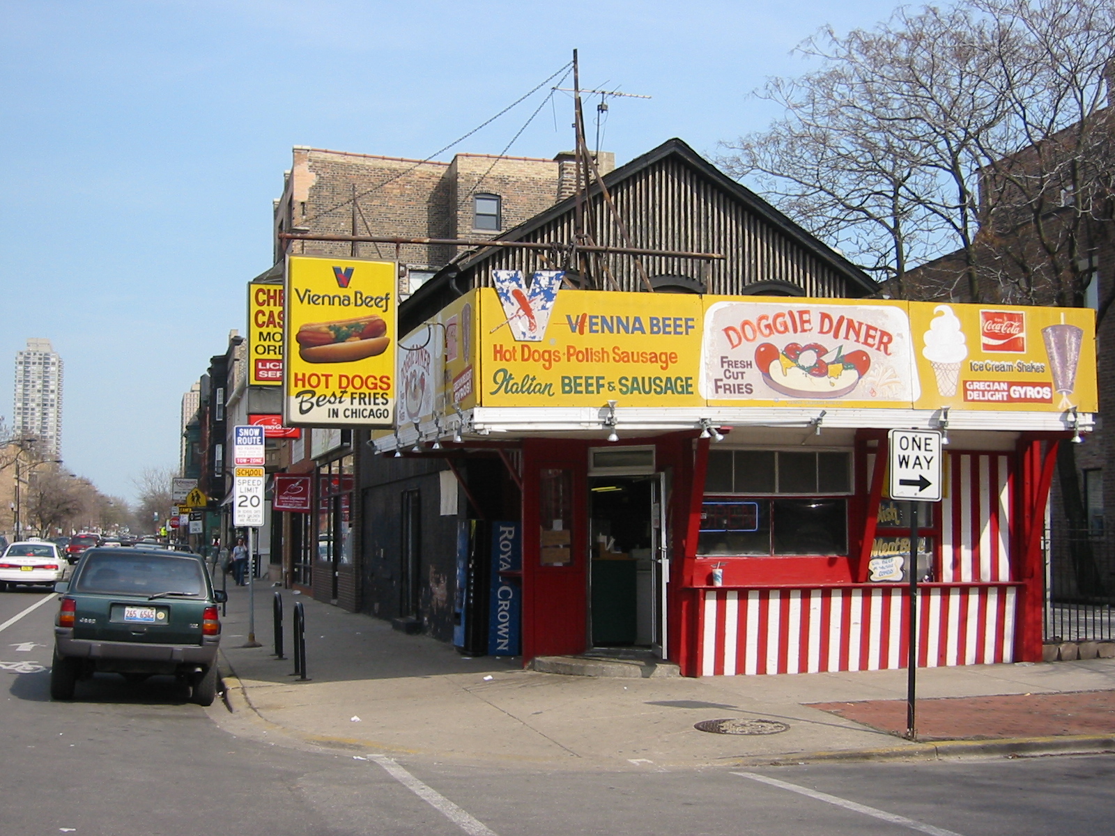 13 Doggie Diner 05