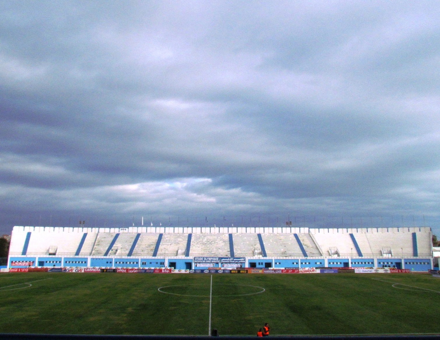 Stade Mustapha-Ben-Jennet avant le derby tunisien entre l'Espérance Sportive de Tunis et le Club Africain le 6 janvier 2019 qui a vu la victoire de l'EST (2-1)