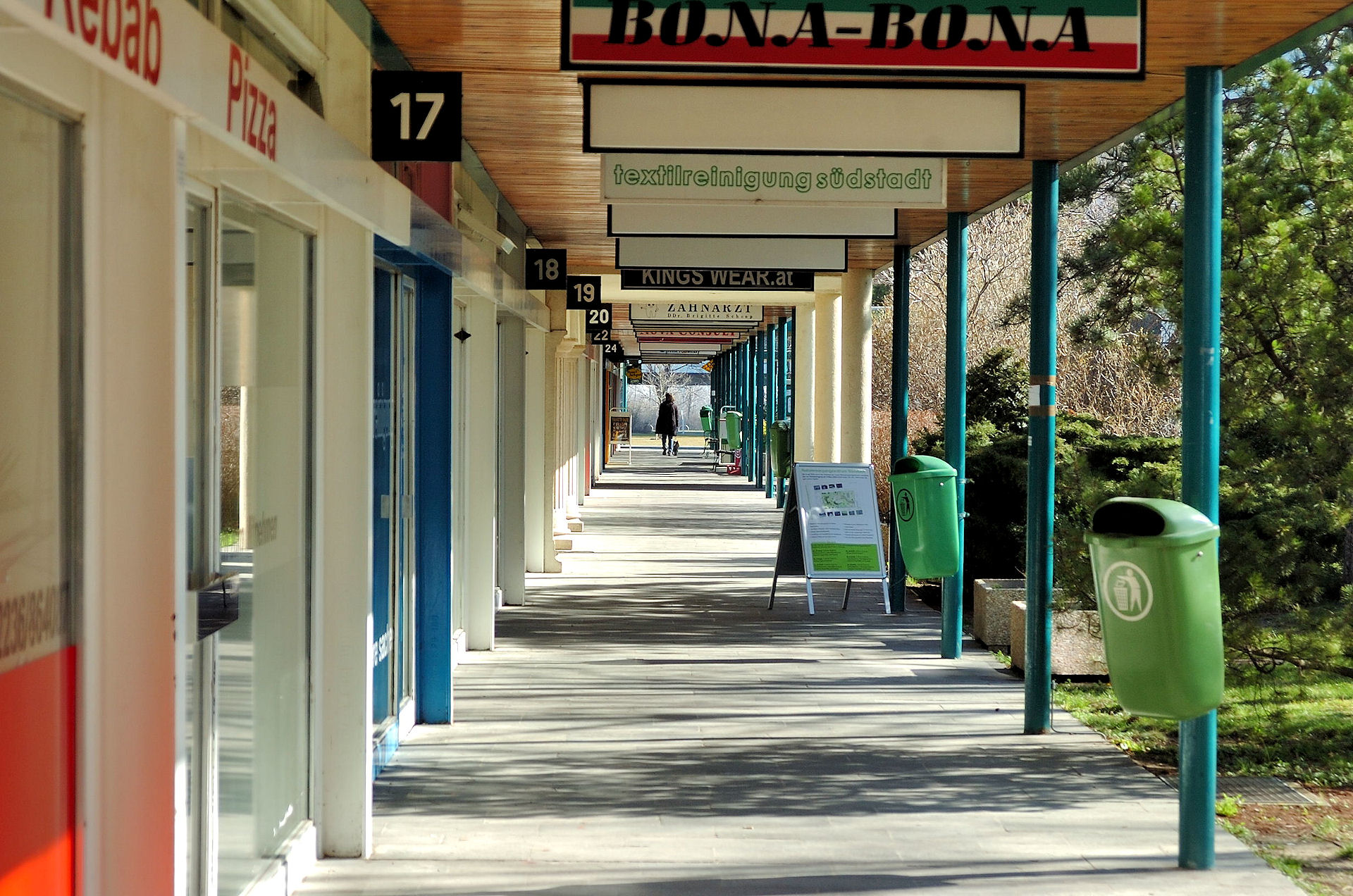 Maria Enzersdorf Südstadt, Einkaufszentrum