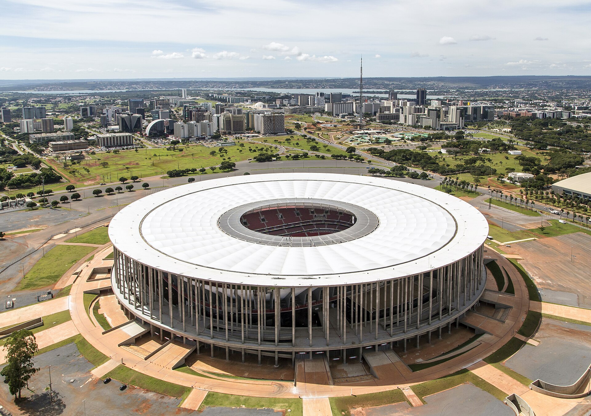 Estádio Nacional de Brasília, Brasil.