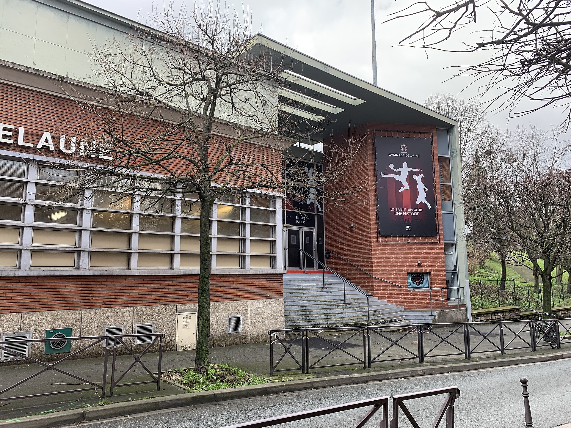 Gymnase Delaune, Ivry-sur-Seine, Frankreich