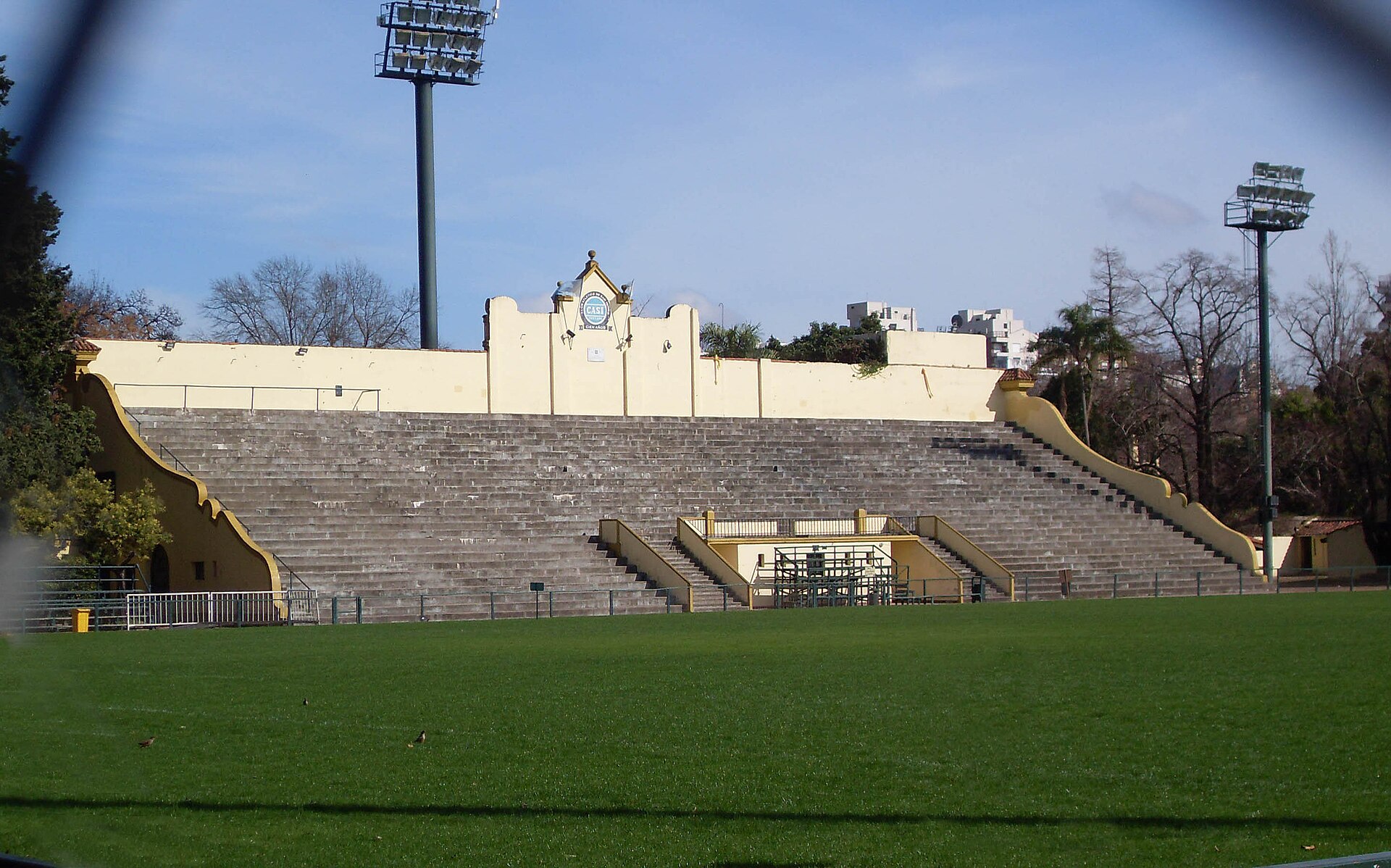 Main grandstand at C.A. San Isidro's rugby field, as seen from Varela street. Senior team matches and Torneo de la URBA finals are played there.