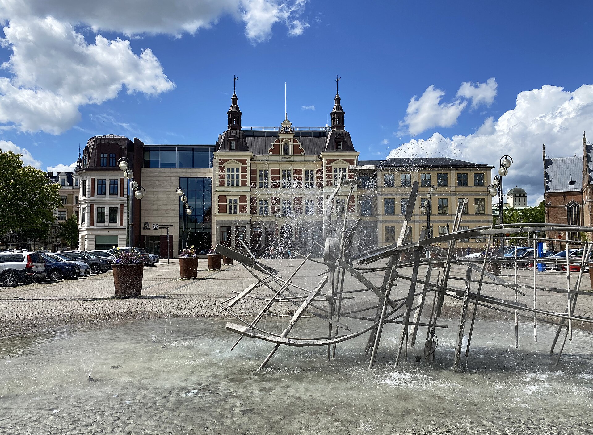 Rådhus Skåne i Kristianstad, 20210522. Photo: News Øresund - Jenny Andersson © News Øresund - Jenny Andersson (CC BY 3.0). Detta verk av News Øresund är licensierat under en Creative Commons Erkännande 3.0 Unported-licens (CC BY 3.0). Bilden får fritt publiceras under förutsättning att källa anges.