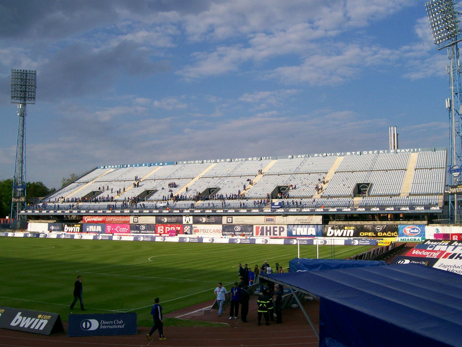 Istočna tribina Stadiona Maksimir