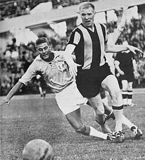Arne Larsson, football player for Hammarby, and Sven Dyberg, Malmö FF, in 1963.