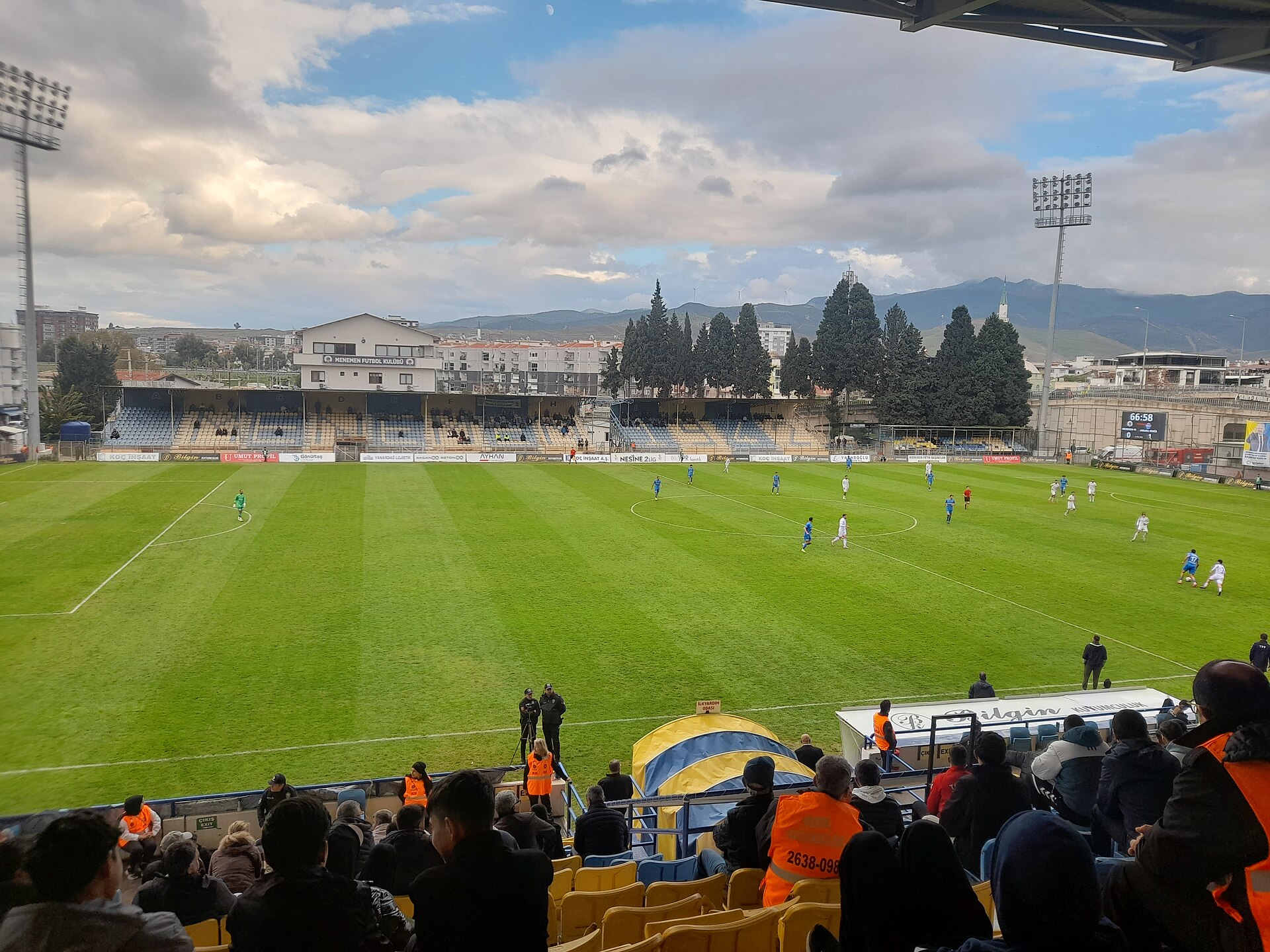 Menemen ilçe stadı