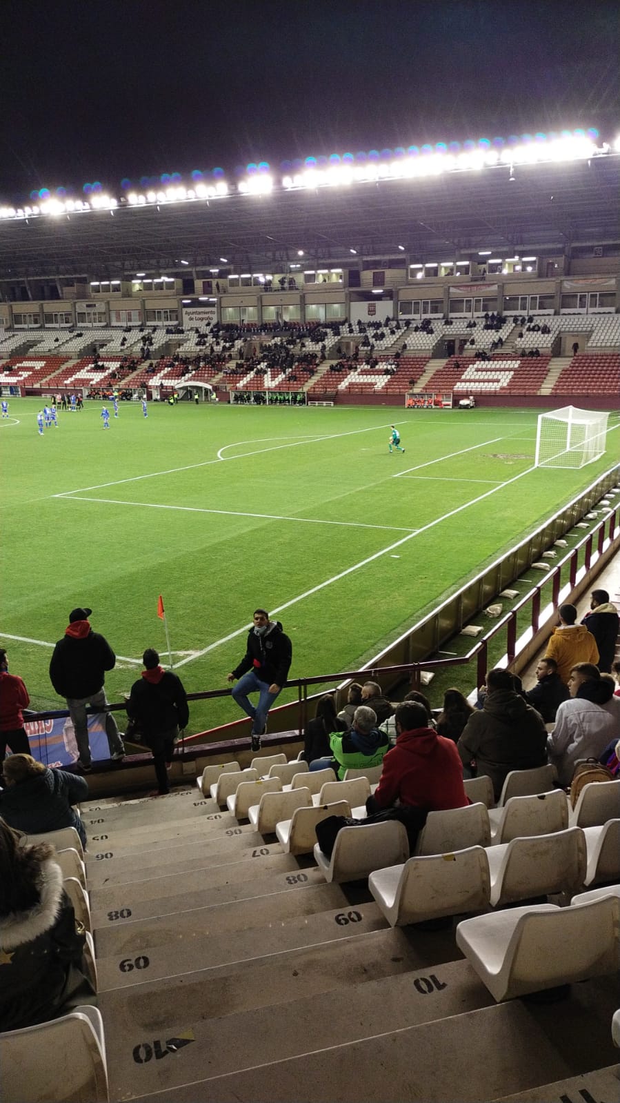 El CD Calahorra disputó el derby riojano en la temporada 2021-2022 en Las Gaunas en un partido que acabó empate a cero.