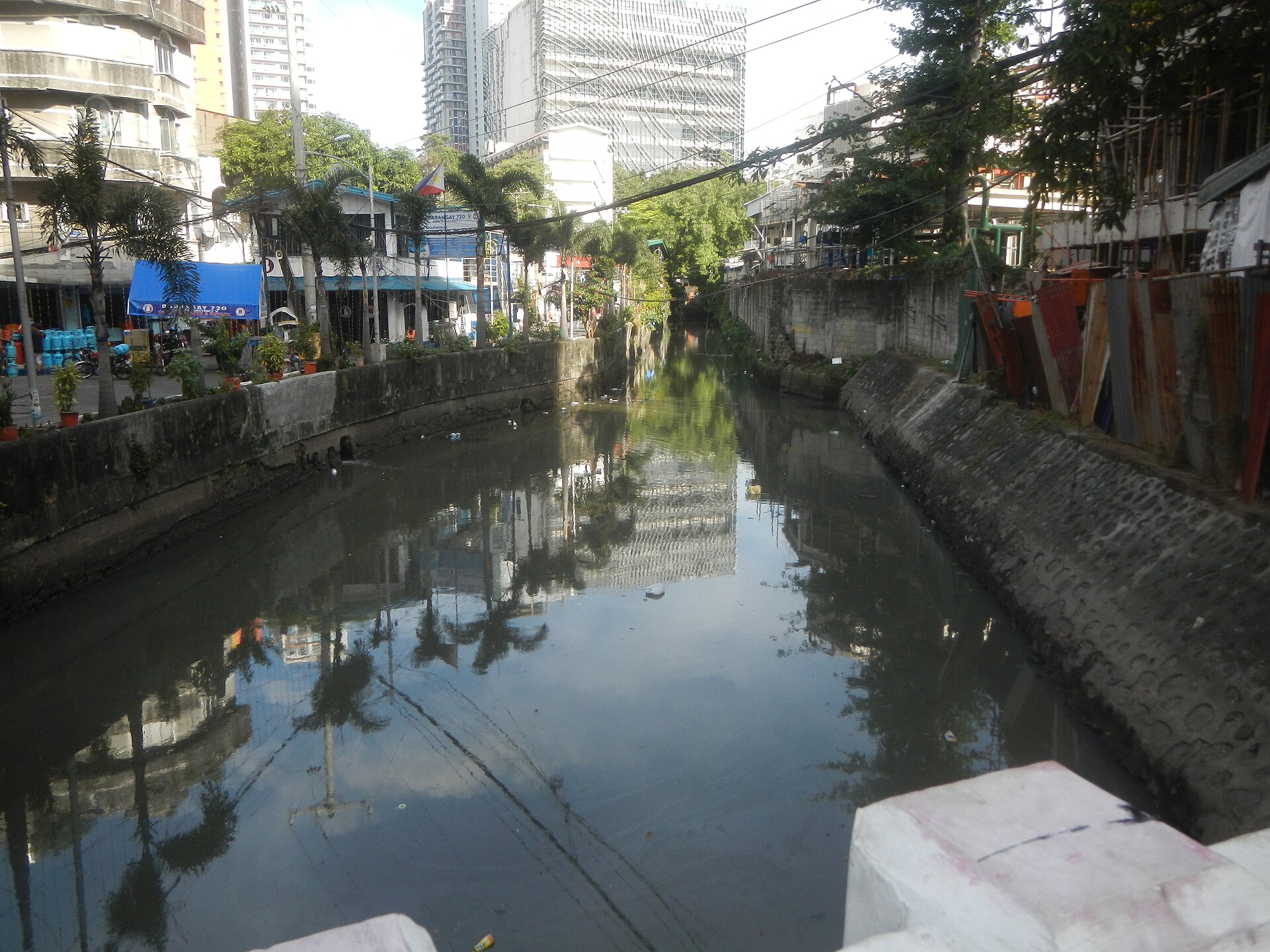 Barangays 719, 720 & 721, Zone 78, District V, Malate, Manila Pablo Ocampo Street corner Taft Avenue Façade of the Rizal Memorial Coliseum 1934 Façade of the Rizal Memorial Sports Complex 2019 Façade of the Philippine Sports Commission 2019 Adriatico-Ocampo Streets Intersection (Barangays 719 & 720,