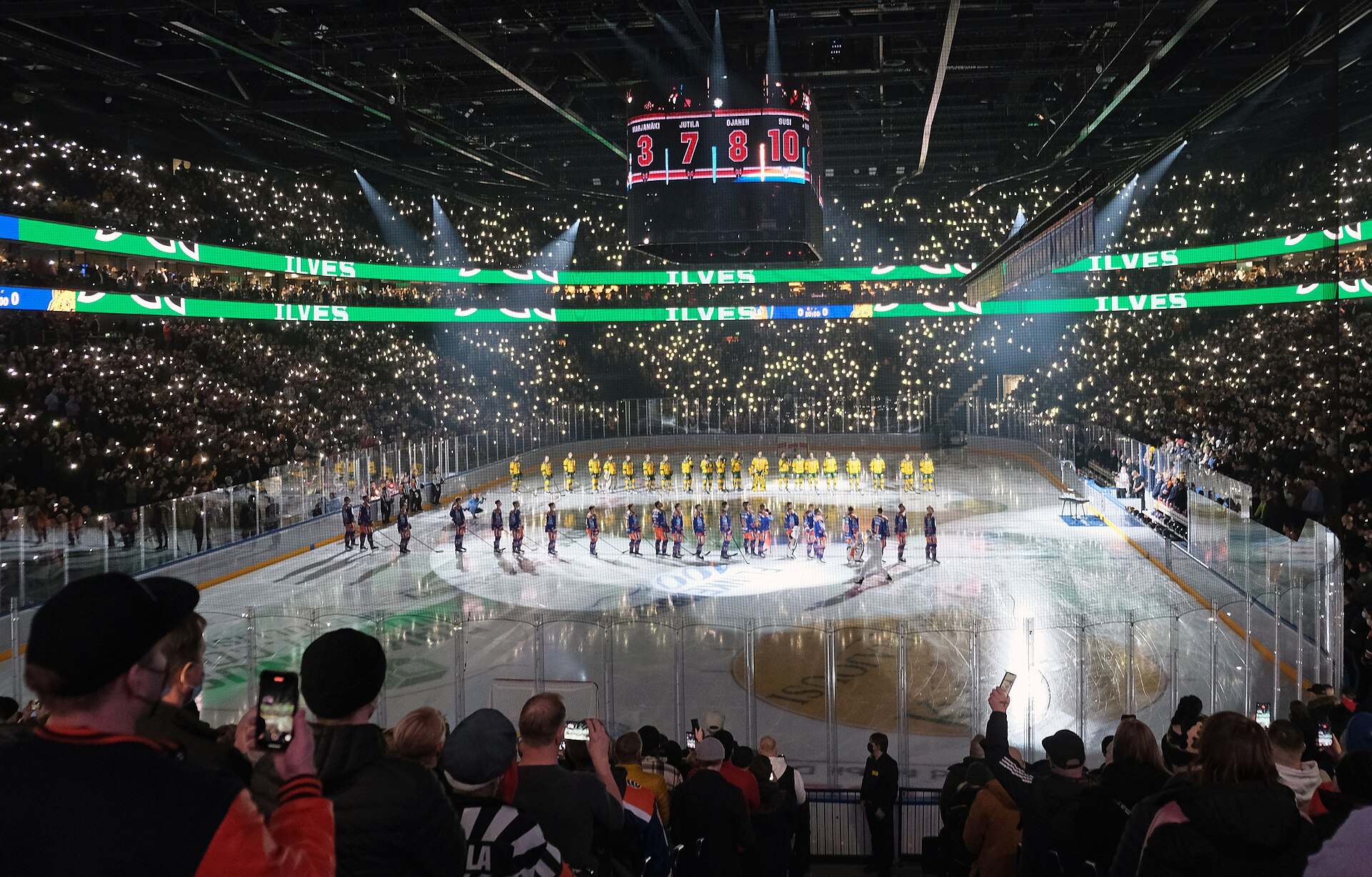 Opening game of Tampere Deck Arena.