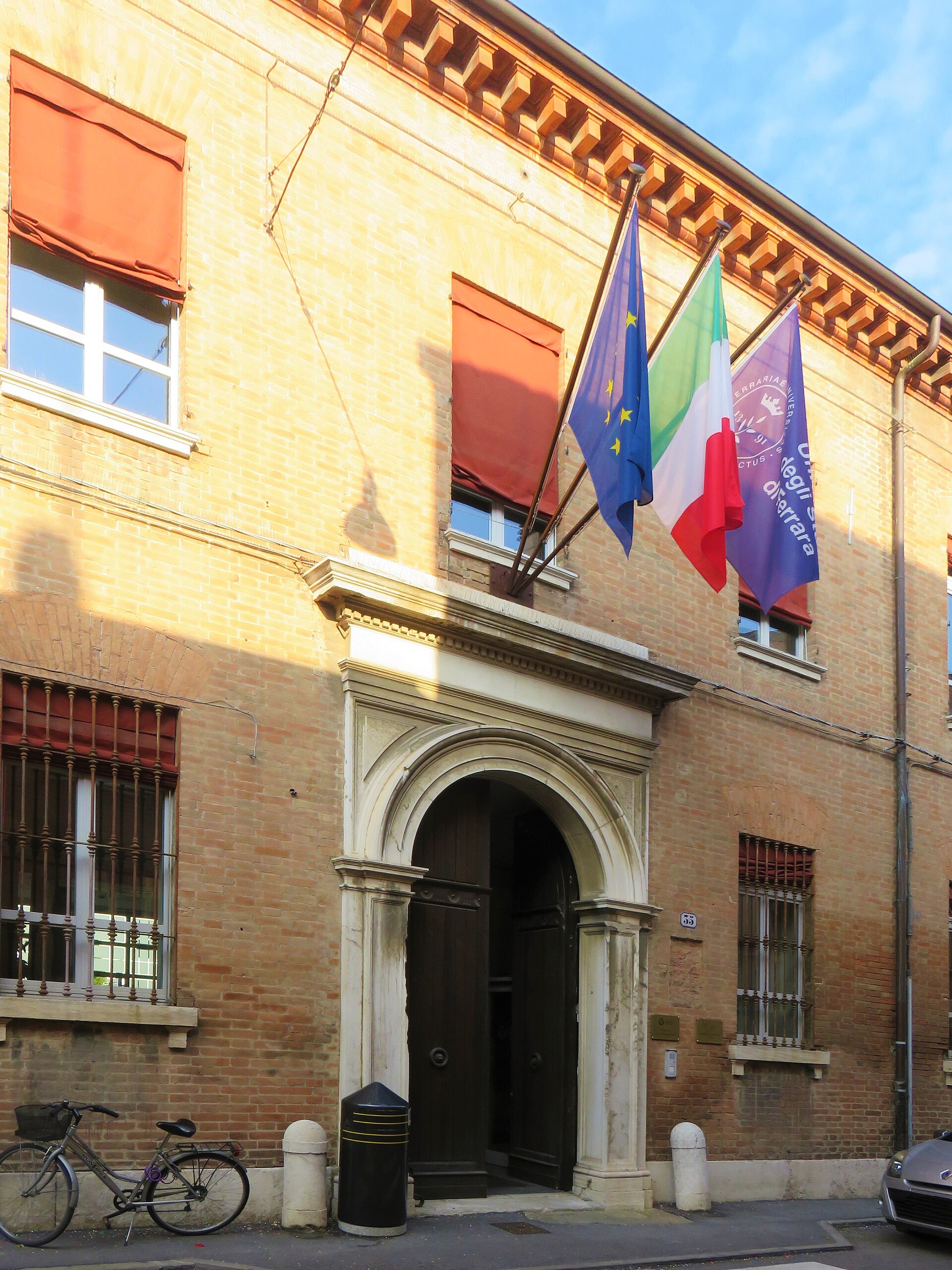 Sede provvisoria rettorato UNIFE dal 1º ottobre 2015 - Ingresso principale in via Ariosto