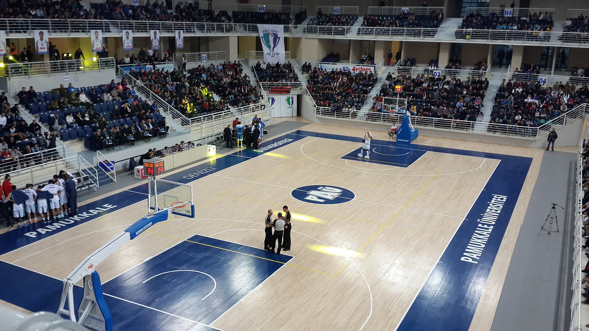 Pamukkale Üniversitesi Arena, during the game between Denizli Basket and Afyonkarahisar Belediyespor.