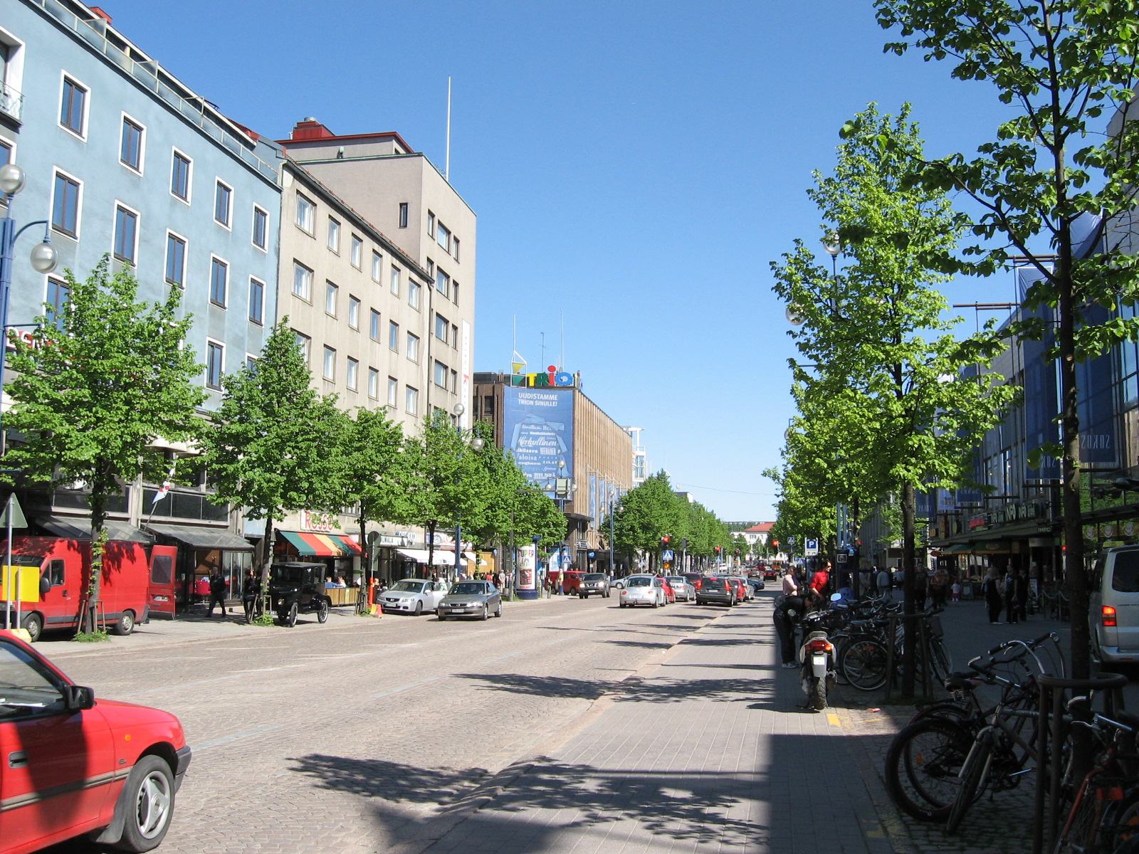 Aleksanterinkatu (Alexander's street), main street of Lahti
