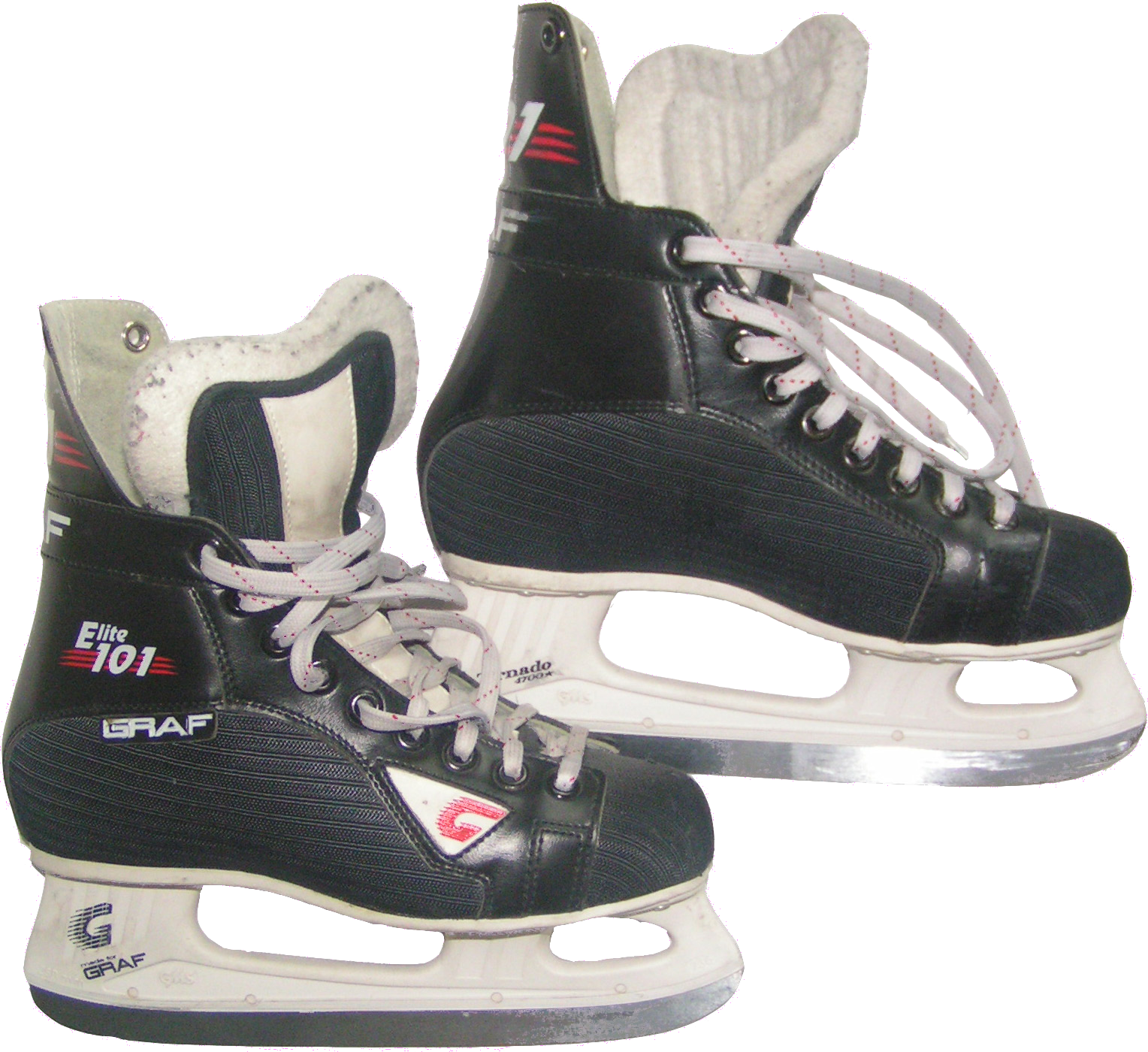 amateur ice hockey skates with transparent background