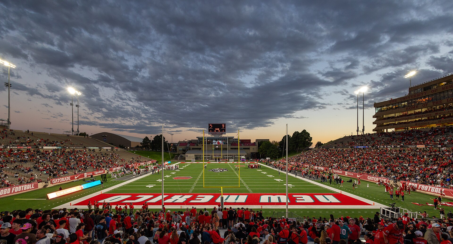 University Stadium, Albuquerque, United States
