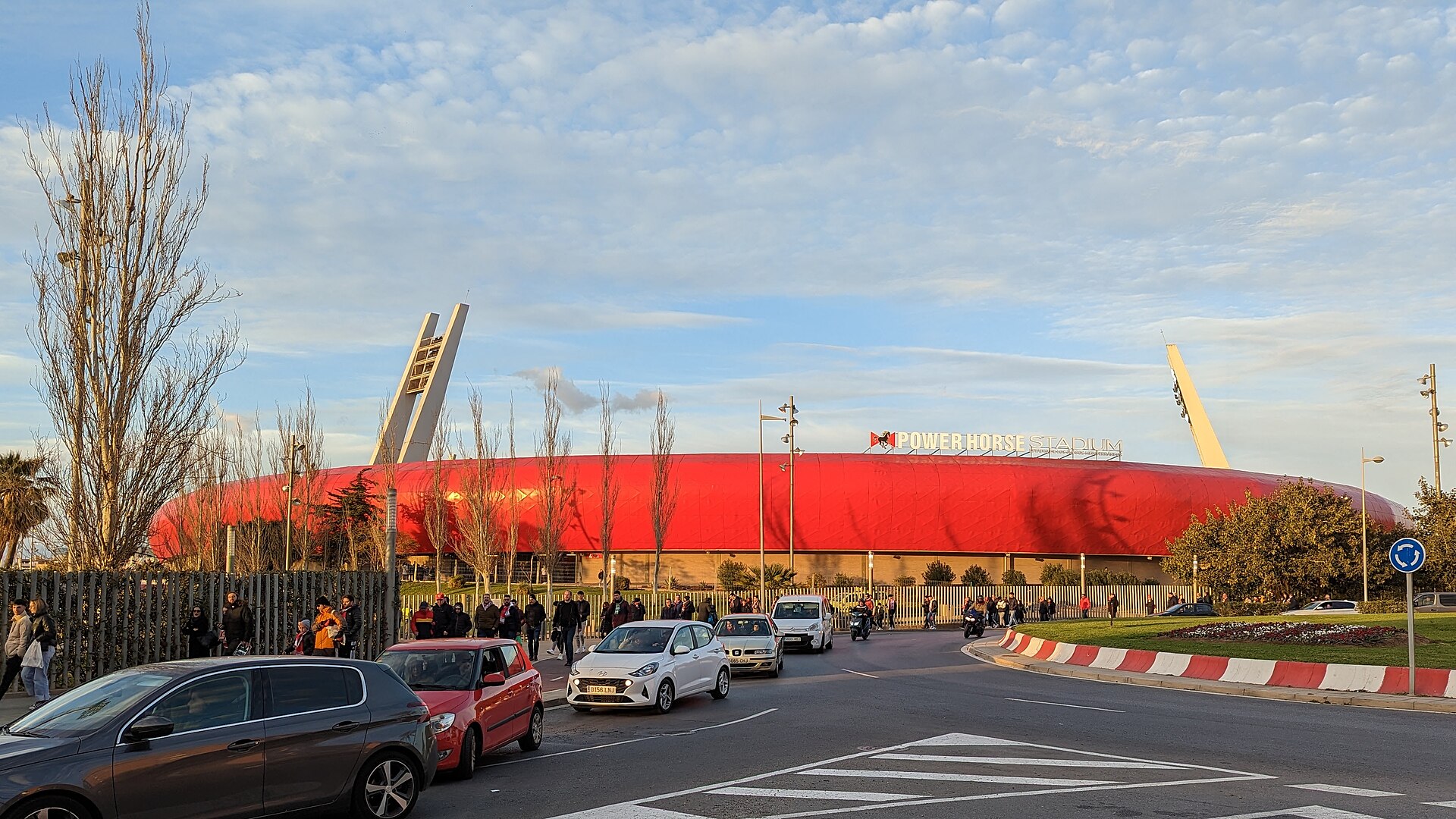 Power Horse Stadium, el Estadio Municipal de los Juegos Mediterráneos de Almería, a la salida de un partido en 2023.