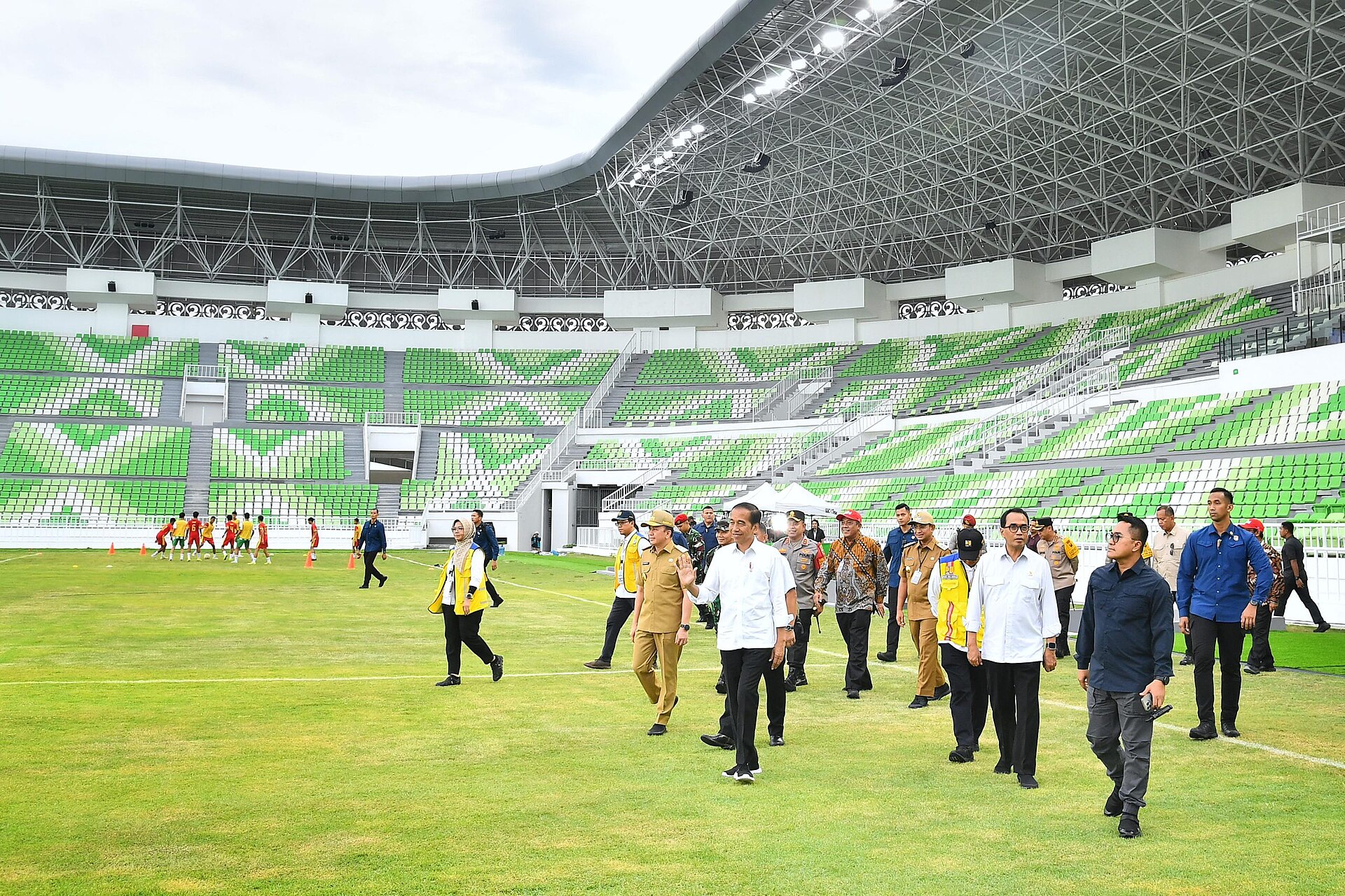 President Joko Widodo inaugurates the North Sumatra Main Stadium in Deli Serdang Regency on Tuesday, 15 October 2024. He emphasizes the importance of the stadium's maintenance and the utilization of the sports center.