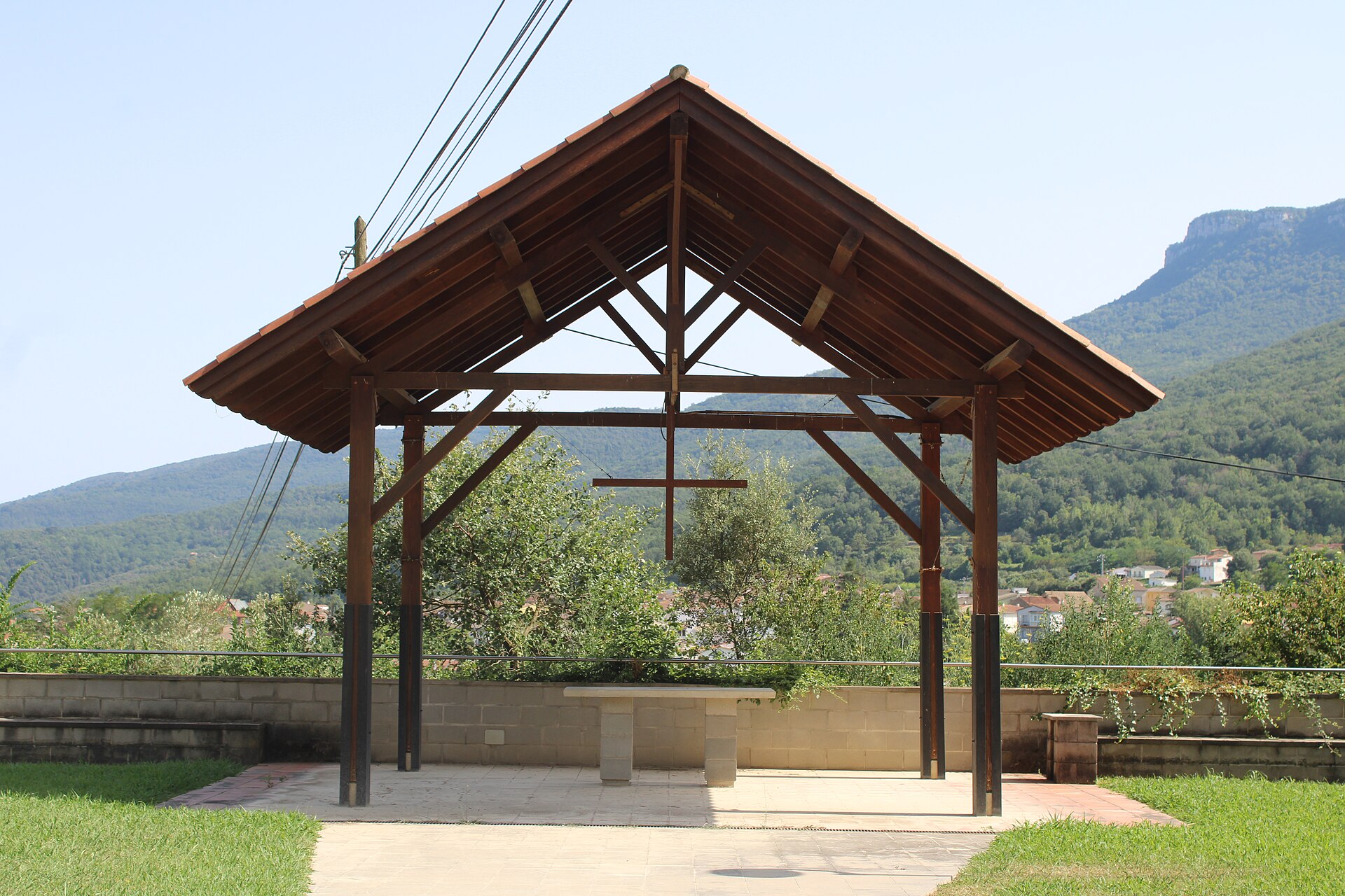 Nova capella del cementiri, a la zona ampliada l'any 2002.