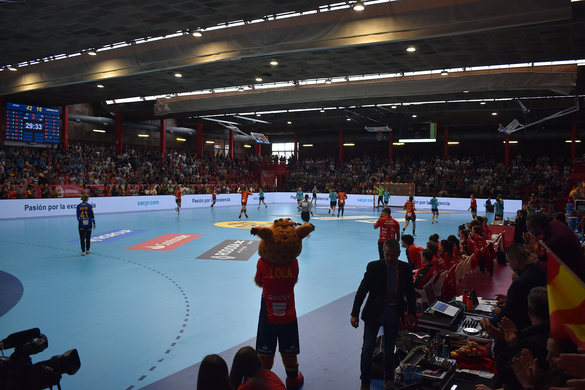 Partido España - Acerbaixán no Pavillón municipal do Porriño, clasificatorio para o Campionato Europeo de Balonmán Feminino 2024