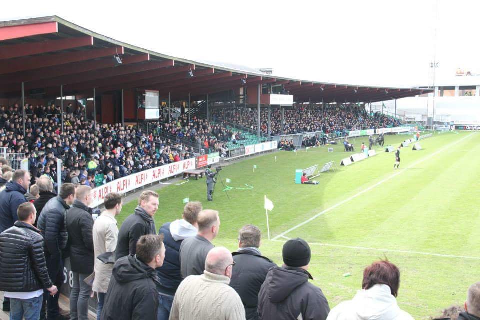 Næstved stadion hovedtribune set fra øst