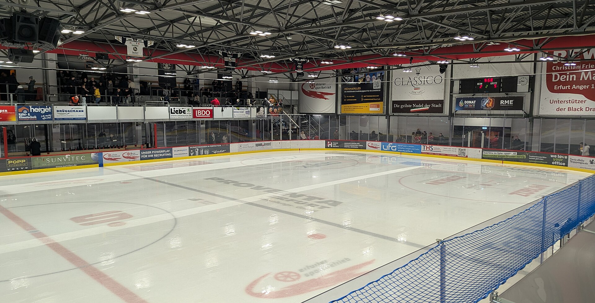 Eishockey-Oberliga Nord 2025/26, 41. Spieltag: TecArt Black Dragons Erfurt gegen Herford Ice Dragons (2:5) – Eissportzentrum Erfurt: „Kartoffelhalle