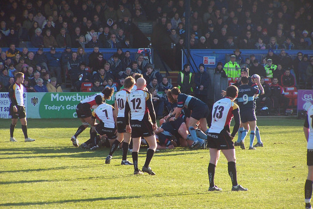 Bedford Blues in action Bedford playing Cornish Pirates. Don't let the sunshine fool you - it was freezing and Pirates won.