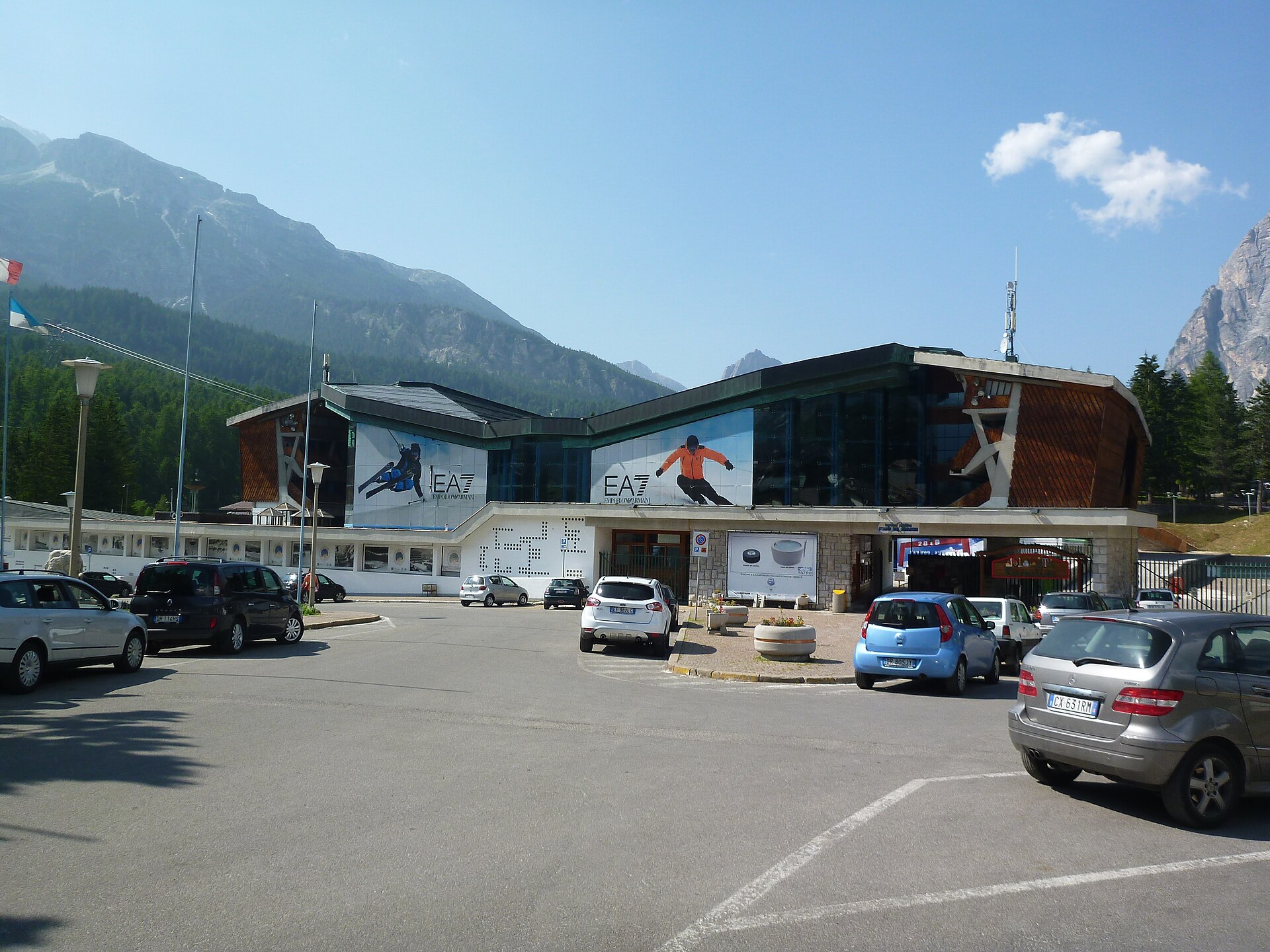 Stadio Olympica, Stadio Olimpico del Ghiaccio (Italian: Olympic Ice Stadium) in Cortina d’Ampezzo