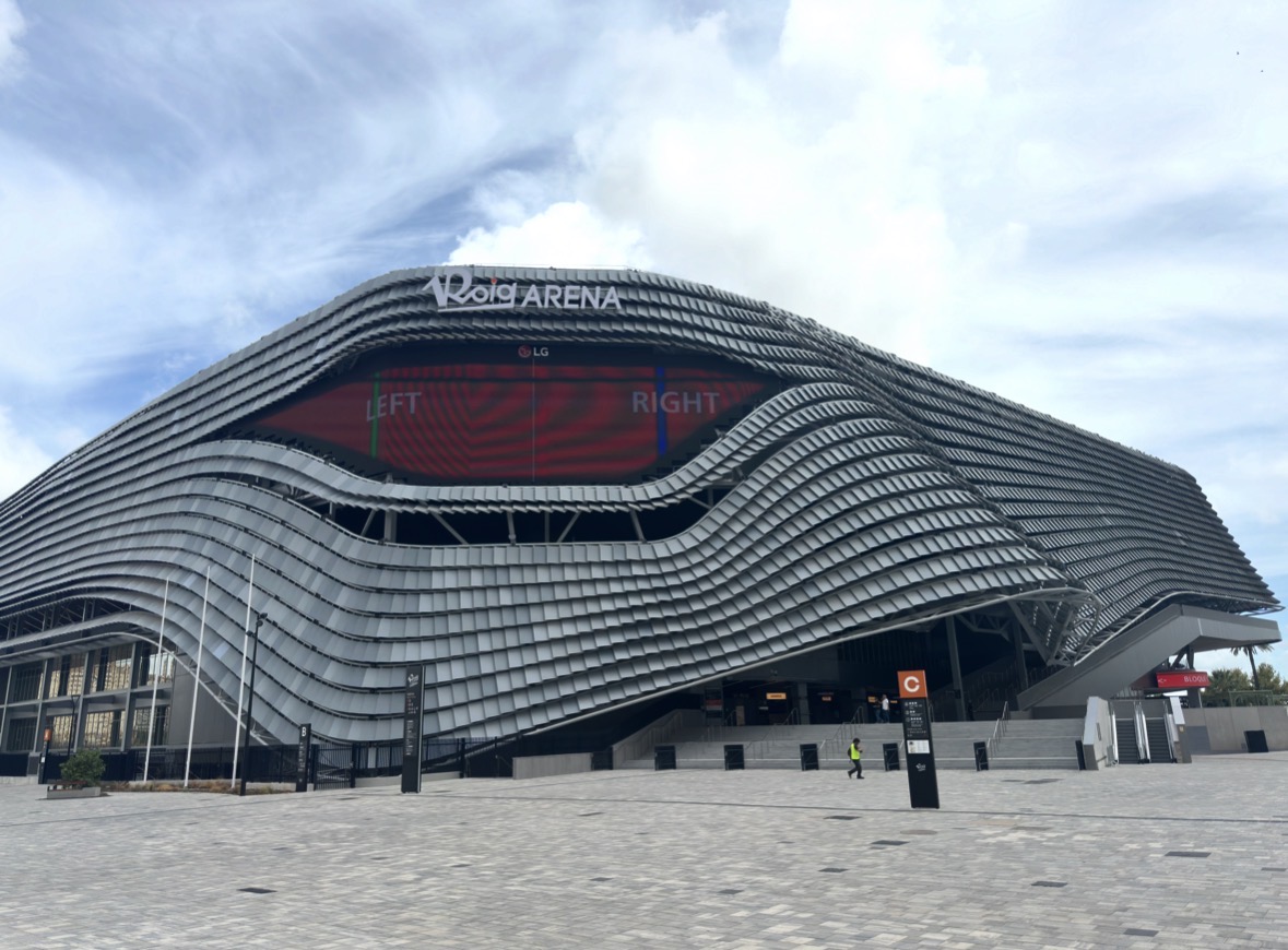 Roig Arena, Valencia, Spain
