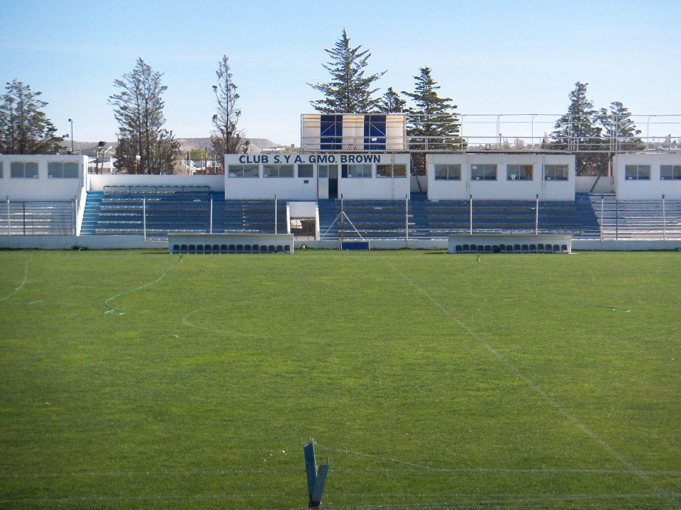 Estadio Raúl Conti (Club Guillermo Brown de Puerto Madryn).