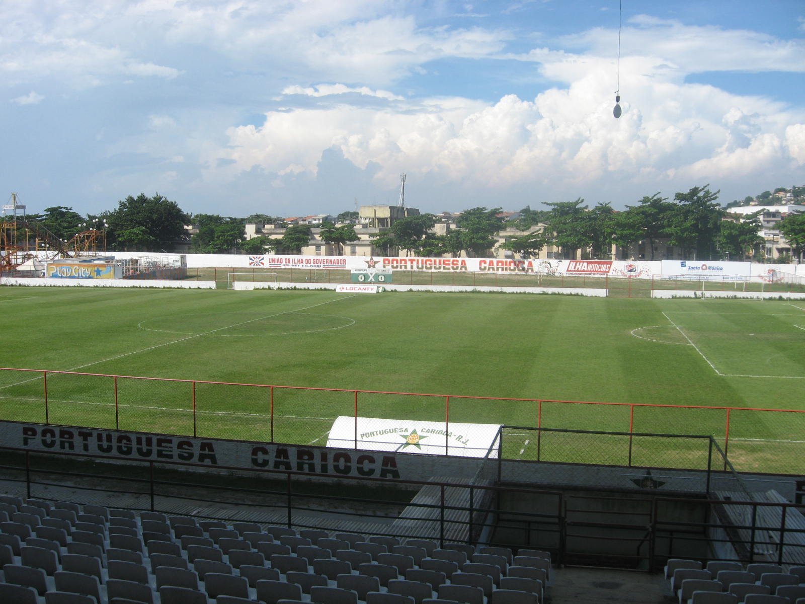 Estádio Luso-Brasileiro, da AA Portuguesa, localizado na Ilha do Governador.