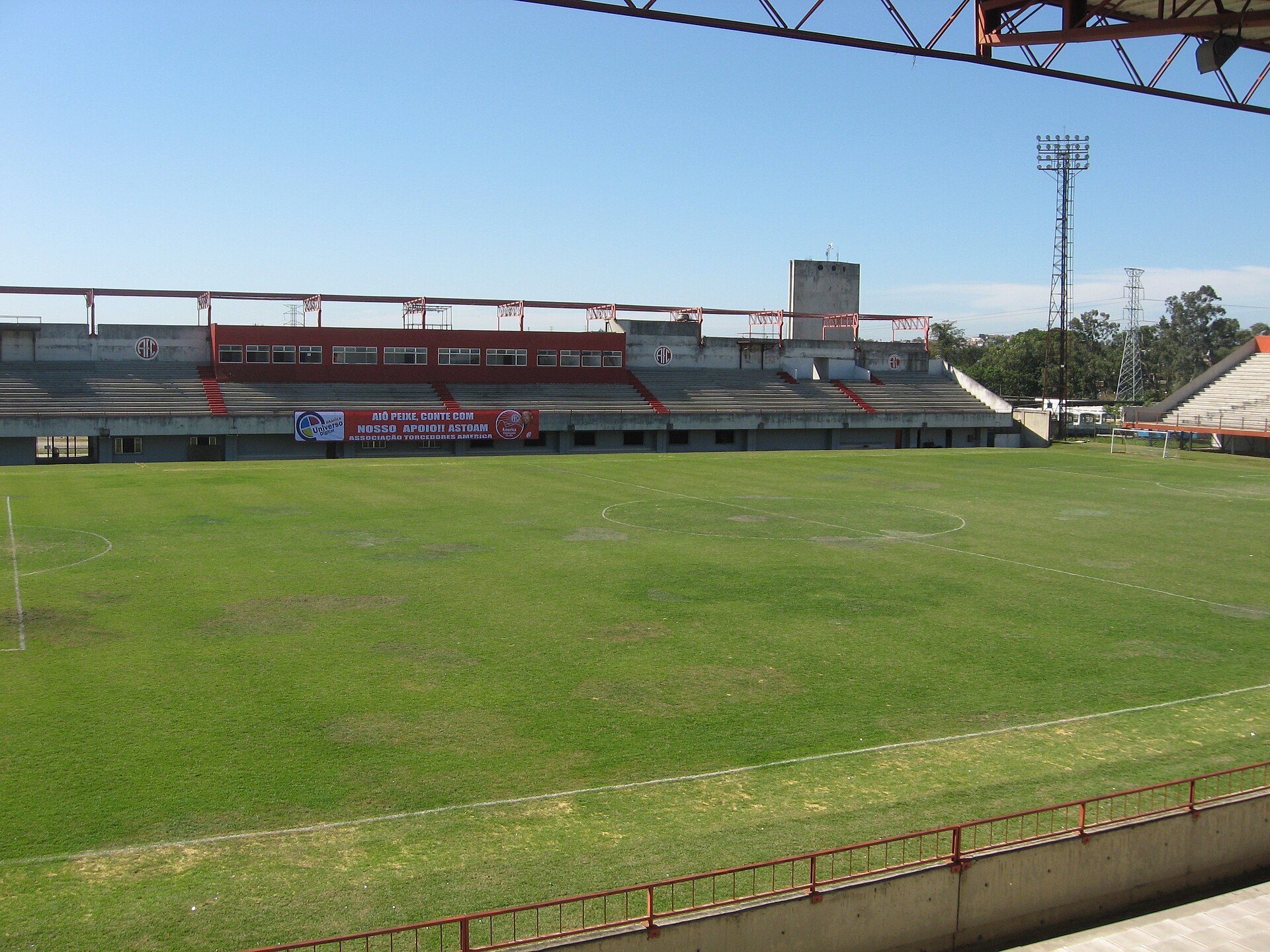 Estádio Giulite Coutinho, localizado em Mesquita, pertencente ao América FC.