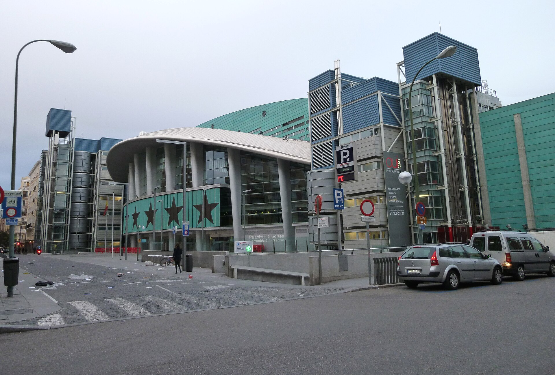 West façade (Calle Lombia, street) of Palacio de Deportes de la Comunidad de Madrid ( Madrid , Spain ).
