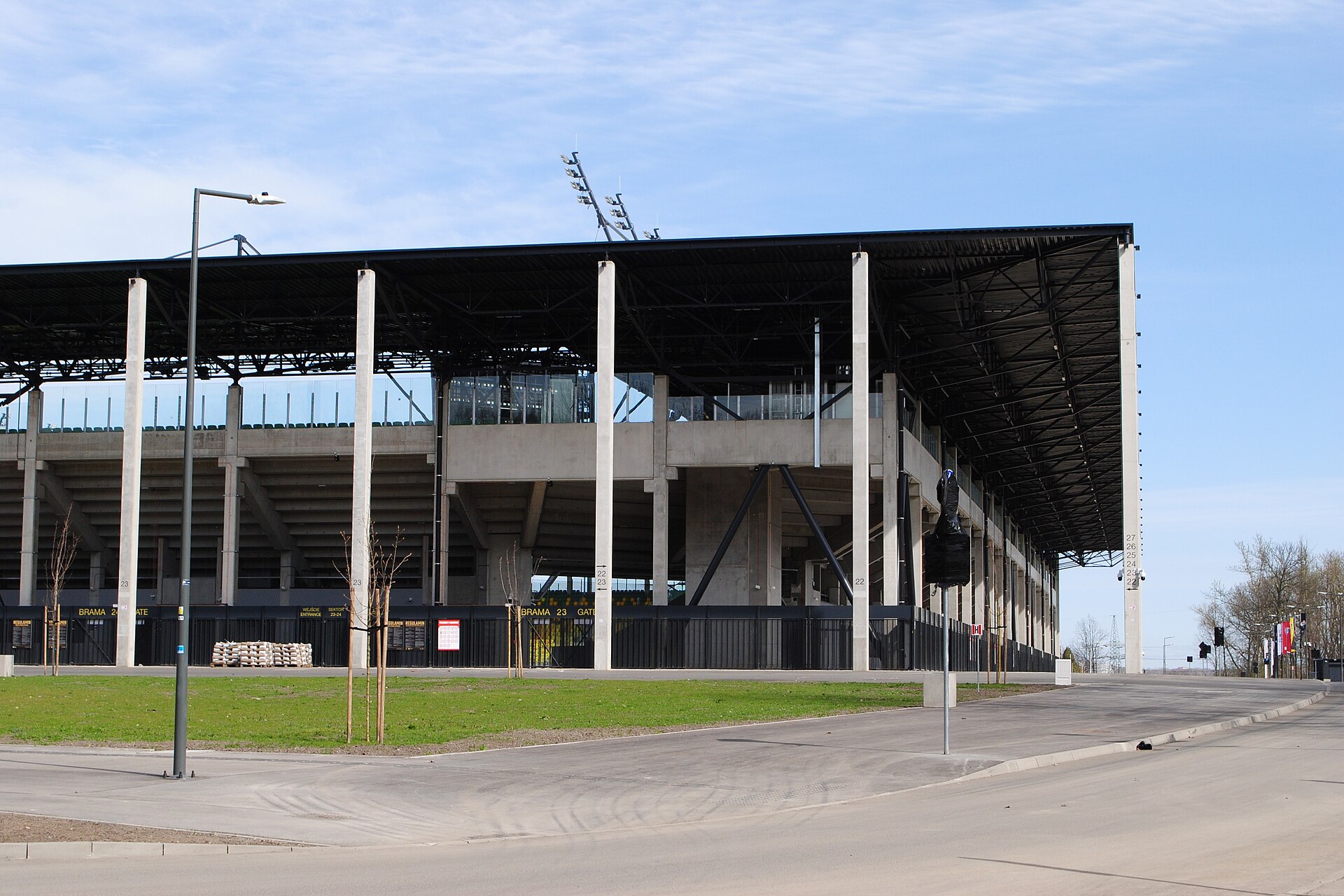 Katowice - Załęska Hałda-Brynów część zachodnia. Ulica Nowa Bukowa. Kompleks sportowy Arena Katowice